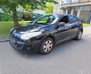 Renault Renault Megane III Lim. 5-trg. Je taime Gebrauchtwagen