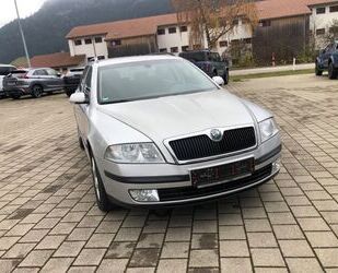 Skoda Skoda OCTAVIA COMBI ELEGANCE-KLIMATRONIC-ALU-EURO Gebrauchtwagen