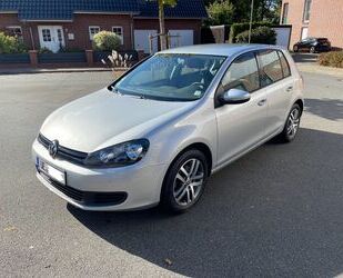 VW Volkswagen Golf 1.2 TSI DSG 1.Hd PDC VW-Scheckheft Gebrauchtwagen