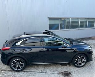 Kia Kia XCeed 1.6 GDI Plug-In Hybrid Platinum Pano TOP Gebrauchtwagen