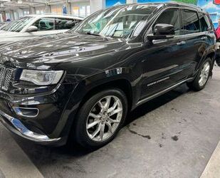 Jeep Jeep Grand Cherokee 3.0l V6 MultiJet 184kW Summit. Gebrauchtwagen