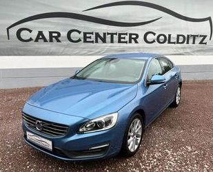 Volvo Volvo S60 D2 Momentum*Aut.*Navi*Xenon*PDC* Gebrauchtwagen