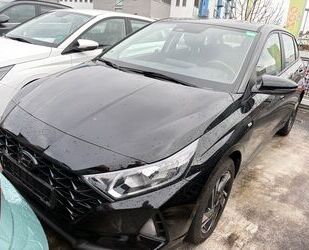 Hyundai Hyundai i20 1.0 T-GDI Mild-Hybrid Trend FLA SpurH Gebrauchtwagen