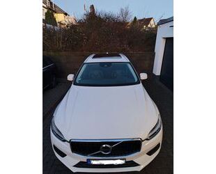 Volvo Volvo XC60 D4 AWD Momentum Geartronic Momentum Gebrauchtwagen