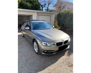 BMW BMW 320d xDrive Touring HeadUp Panoramadach DAB Gebrauchtwagen