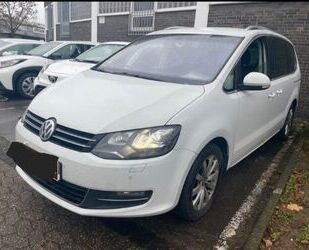 VW Volkswagen Sharan Highline 2.0 TDI DSG°135kw°LEDER Gebrauchtwagen