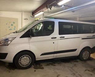 Ford Ford Tourneo Custom, 8 Sitzer, 2 Schiebetüren, Nav Gebrauchtwagen