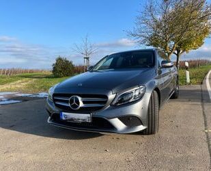 Mercedes-Benz Mercedes-Benz C 220 d T Distronic +/Leder/AHK/Pano Gebrauchtwagen