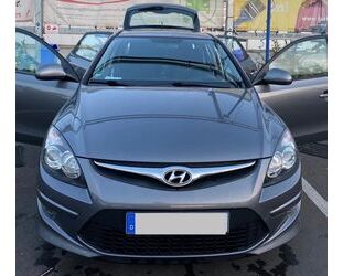 Hyundai Hyundai i30 CW 1.4 Classic Classic Gebrauchtwagen