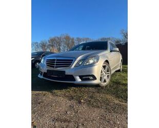 Mercedes-Benz Mercedes-Benz E 200 CGI BlueEfficiency AMG Paket A Gebrauchtwagen