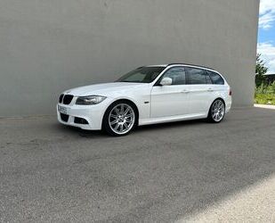 BMW BMW 325d H/K - Xenon - M-Paket - Navi Gebrauchtwagen