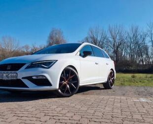 Seat Seat Leon 2.0 TSI CUPRA 4Drive DSG Sportstourer Gebrauchtwagen