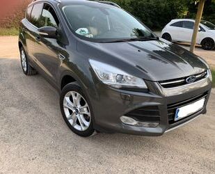 Ford Ford Kuga 2,0 TDCi 4x4 132kW TitaniumXenonScheckhe Gebrauchtwagen