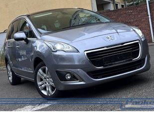 Peugeot Peugeot 5008 BlueHDI 150 Allure*7Sitz*Pano*HeadUp* Gebrauchtwagen