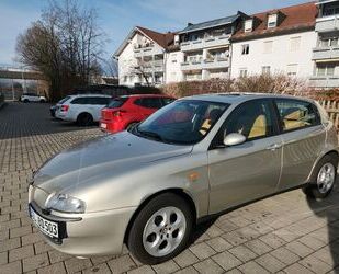 Alfa Romeo Alfa Romeo Alfa 147 1.6 16V T.Spark ECO SHAPE SHAP Gebrauchtwagen