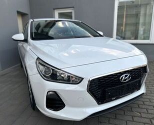 Hyundai Hyundai i30 Spurhalteass/Tempomat/1.Hand/Gepflegt Gebrauchtwagen