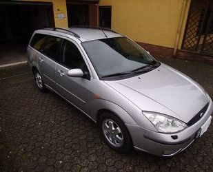 Ford Ford Focus 2.0 MK1, GHIA, Autom. Klima Gebrauchtwagen