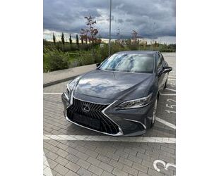 Lexus Lexus ES 300 hybrid LUXURY Gebrauchtwagen