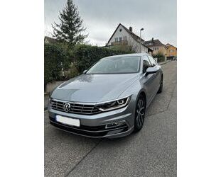 VW Volkswagen Passat 2.0 TDI SCR 140kW DSG 4MOTION R- Gebrauchtwagen