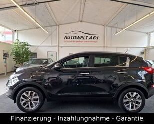 Kia Kia Sportage Dream Team 2WD KAMERA+SHZ+PDC+GARANTI Gebrauchtwagen