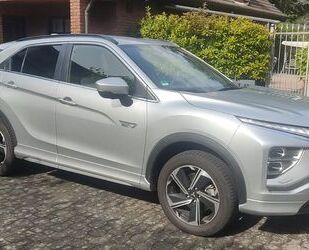 Mitsubishi Mitsubishi Eclipse Cross 2.4 PLUG-IN HYBRID 4WD Se Gebrauchtwagen