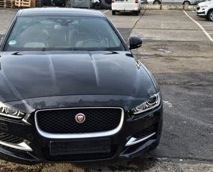 Jaguar Jaguar XE E-Performance 163PS R-Sport Automatik R- Gebrauchtwagen