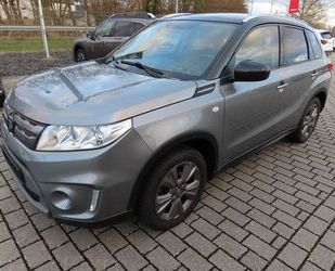 Suzuki Suzuki Vitara 1.6 DDiS Comfort 4x4 Navigation Gebrauchtwagen