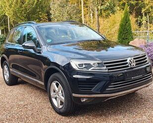 VW Volkswagen Touareg 3.0 V6 TDI / Scheckheft / Unfal Gebrauchtwagen