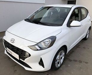 Hyundai Hyundai i10 1.0 Garantie Kamera Allwetter SHZ LHZ Gebrauchtwagen