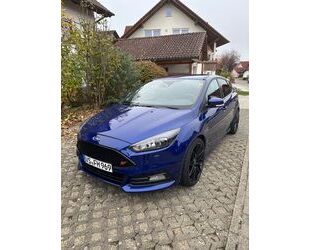 Ford Ford Focus 2,0 EcoBoost ST Leder-Sport-Paket ST Gebrauchtwagen