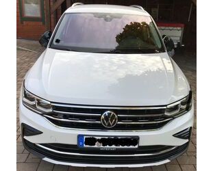 VW Volkswagen Tiguan 2.0 TDI SCR DSG Elegance Eleganc Gebrauchtwagen