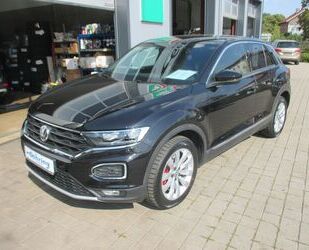 VW Volkswagen T-Roc 1.5 TSI ACT Sport Gebrauchtwagen