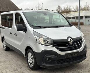 Renault Renault Trafic 9 Sitze Klima AHK Scheckheft Gebrauchtwagen