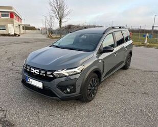 Dacia Dacia Jogger TCe 100 ECO-G Extreme,7-Sitzer,AHK,uv Gebrauchtwagen