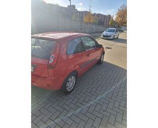 Ford Ford Fiesta 1.3 44 kW Ambiente Ambiente Gebrauchtwagen