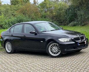 BMW BMW 318 i Lim. (E90) guter Zustand Tüv Neu Gebrauchtwagen