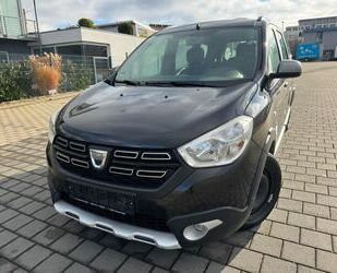 Dacia Dacia Lodgy 1.2 Stepway KLIMA*LEDER*TEMP*PDC* Gebrauchtwagen