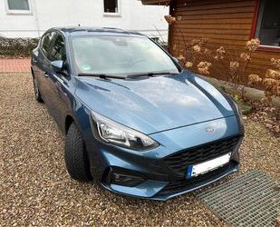 Ford Ford Focus 1,5 EcoBlue ST-Line LED/Navi/B&O/SHZ/RF Gebrauchtwagen