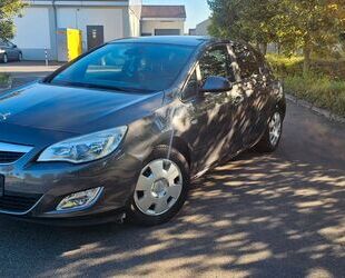 Opel Opel Astra Sports Tourer 1.6 150 Jahre Opel 85kW . Gebrauchtwagen