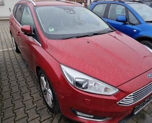 Ford Ford Focus Turnier 1.5 EcoBoost Titanium - Navi - Gebrauchtwagen