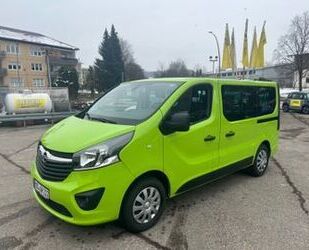 Opel Opel Vivaro B Kombi Combi L1H1 *AHK*2 Schiebetüren Gebrauchtwagen