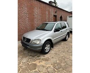 Mercedes-Benz Mercedes-Benz ML 270 CDI 6-GANG Gebrauchtwagen