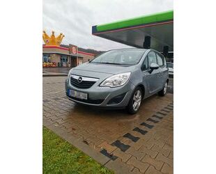 Opel Opel Meriva 1.4 Active 103kW Automatik 140 PS Gebrauchtwagen