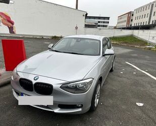 BMW BMW 116i Aut .Nav.Klima 8xBereifung TOP Auto Gebrauchtwagen