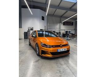 VW Volkswagen Golf 7 GTI TCR / 1. HAND / NUR 35.000 K Gebrauchtwagen