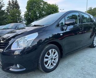 Toyota Toyota Verso Executive TÜV NEU 1.8 Benzin Gebrauchtwagen