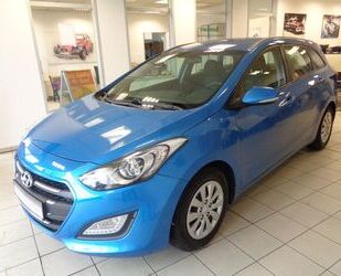 Hyundai Hyundai i30 cw blue Trend/NAVI/KLIMA/SCHECKHEFTGEP Gebrauchtwagen