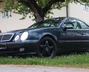 Mercedes-Benz Mercedes-Benz CLK 320 ELEGANCE 2.Hand Gebrauchtwagen