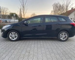 Hyundai Hyundai i30 cw Trend. Klima, PDC, AHK. Gebrauchtwagen