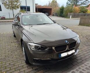 BMW BMW 320d Touring Luxury Line AHK Panoramo Leder 2. Gebrauchtwagen